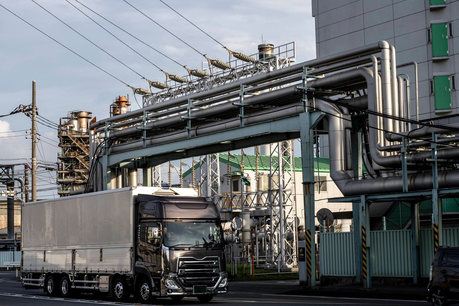 pollution-industry-exterior-daylight (2)